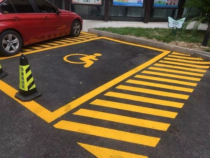 White Thermoplastic Road Markings factory